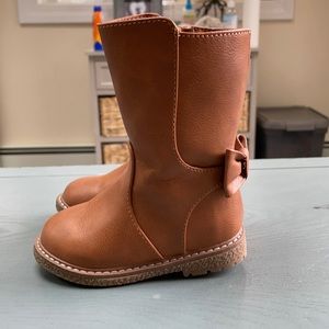 EUC Camel Toddler Size 6 Boots